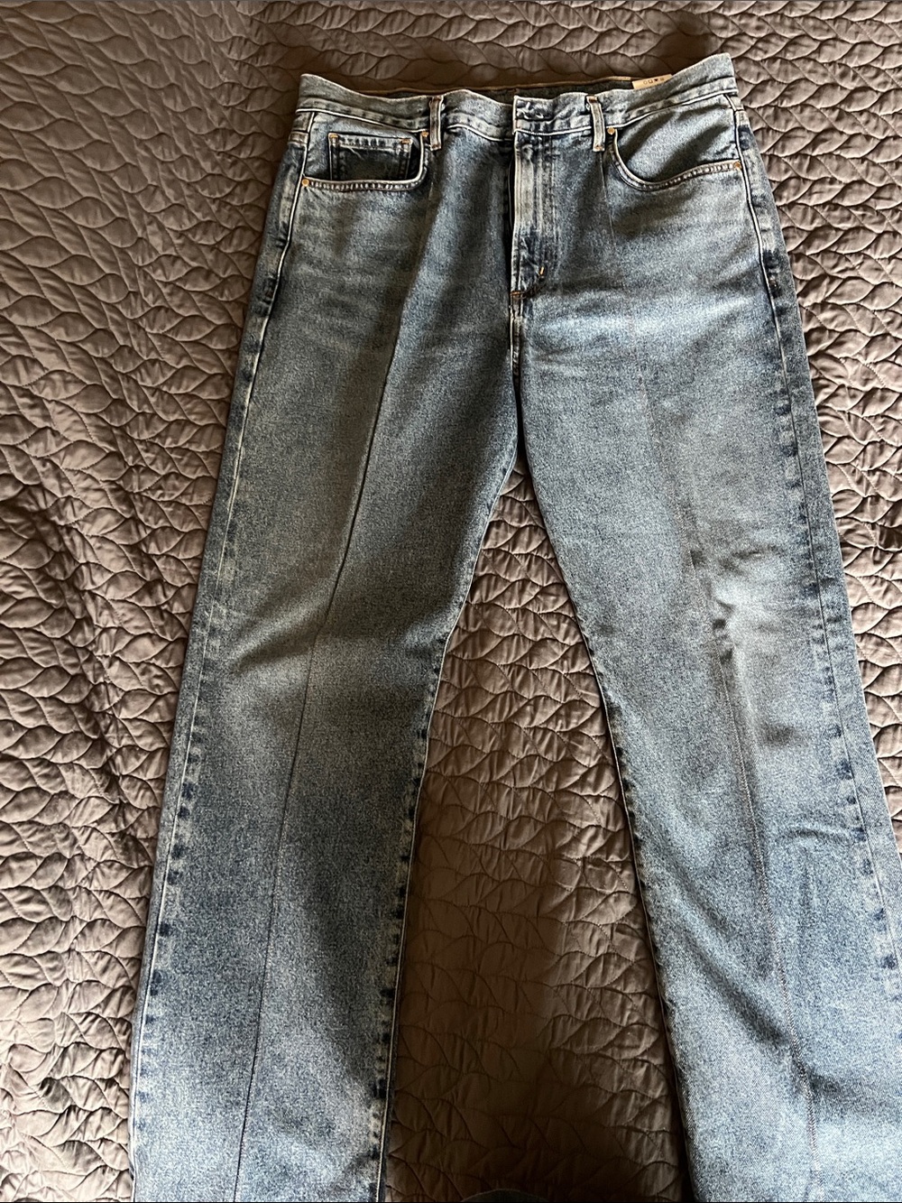 Goldsign Straight-Leg Jeans in Washed Blue